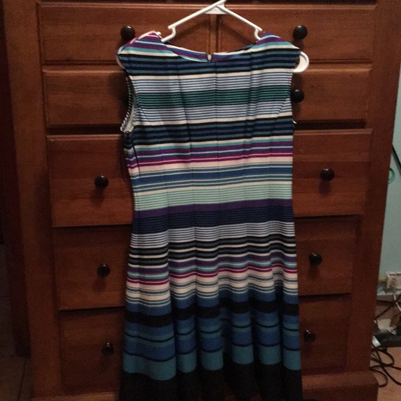 Multi color stripe dress - Picture 3 of 5